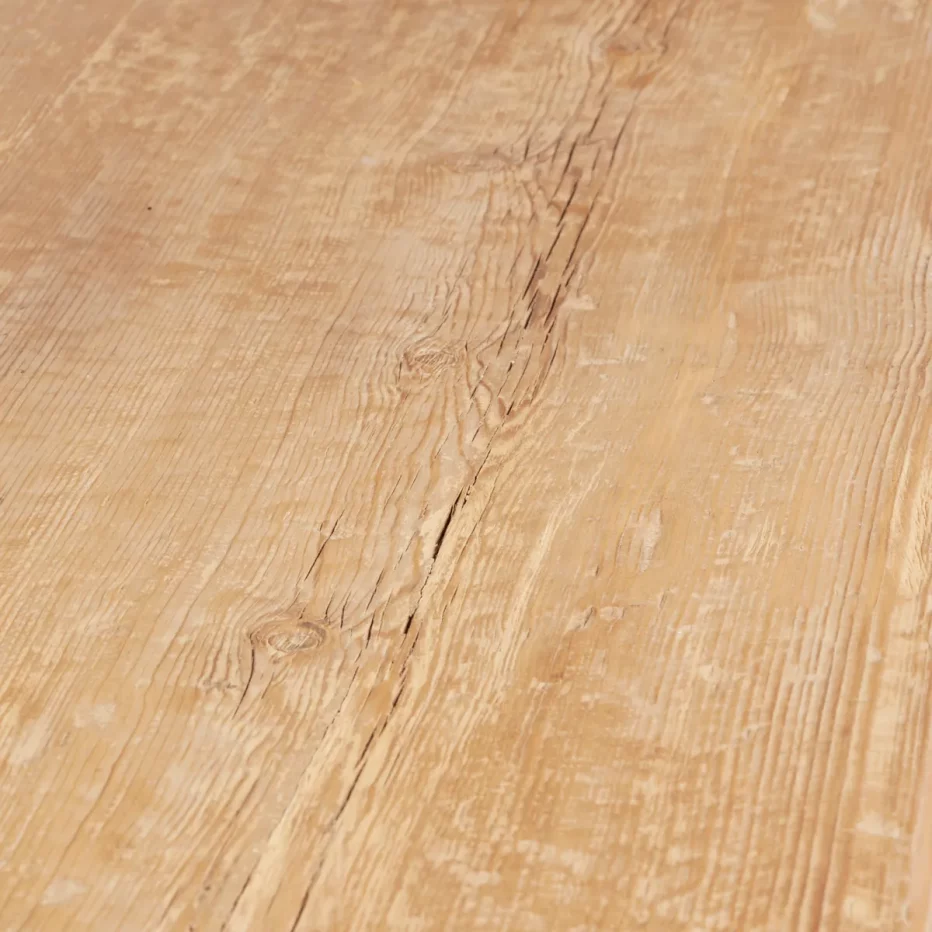 Zoom sur le bois du meuble TV tendance en pin naturel Brum de la marque Zago